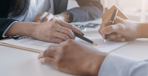 Muốn rút tiền bảo hiểm nhân thọ trước hạn có được không? phương án rút tiền bảo hiểm nhân thọ