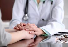 Bảo hiểm chăm sóc sức khỏe là gì & 7 điều bạn nên biết bảo hiểm chăm sóc sức khỏe