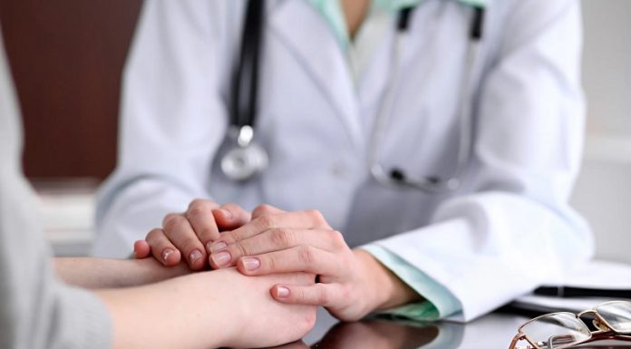 Bảo hiểm chăm sóc sức khỏe là gì & 7 điều bạn nên biết bảo hiểm chăm sóc sức khỏe